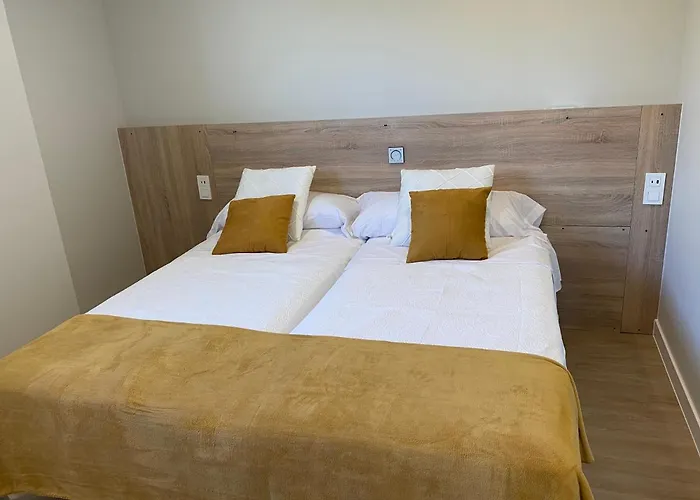Otel Tarela 4*